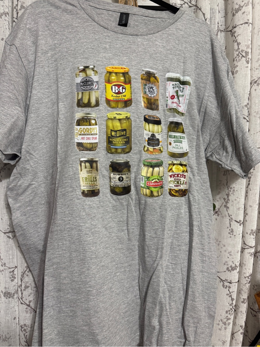 Pickle Jar Graphic T-Shirt - size XL